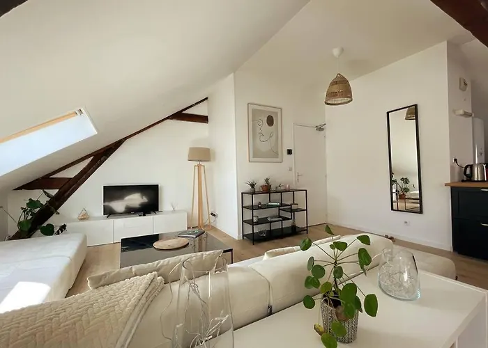 Apartment Le Monde D'elodie - Gare Routiere Rouen