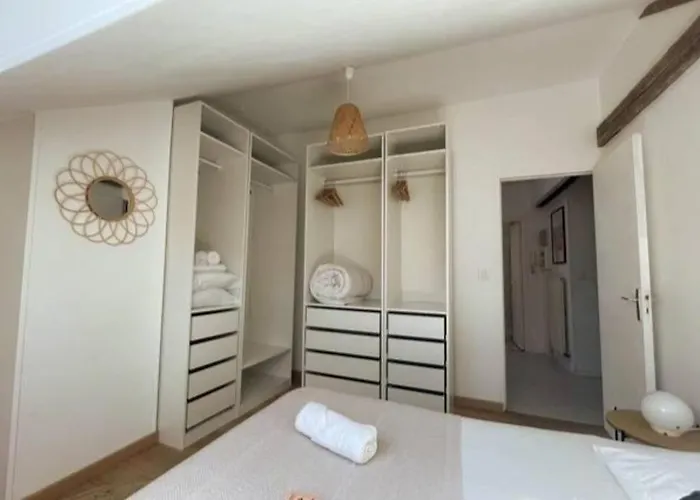 Le Monde D'elodie - Gare Routiere ルーアン