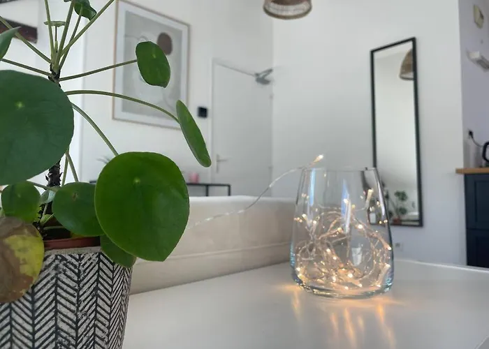 Le Monde D'elodie - Gare Routiere