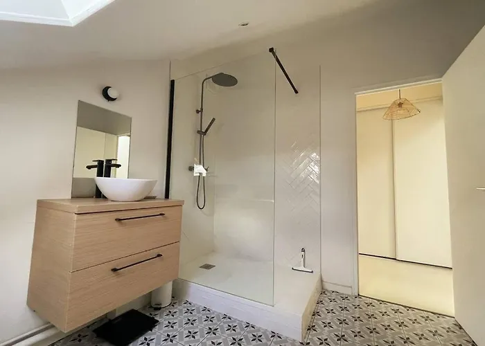 Apartment Le Monde D'elodie - Gare Routiere *